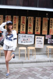 漂亮带上相机去捕捉你每一个微笑的瞬间图片