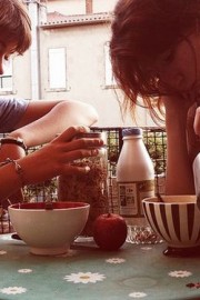 漂亮友情陪我度过这样一段时光图片