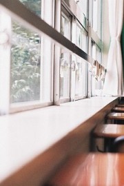 我猜一定是你让窗帘飞入我的梦图片