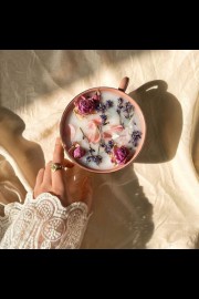 超美享受着一个人的惬意时光的，午后悠闲惬意读书时光图片