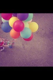 好看的红色的气球也像极了我爱的心图片