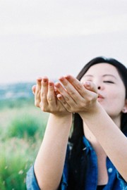 户外小清新美女高清图集图片大全