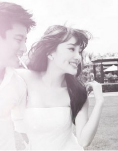 唯美俊男靓女婚纱在你身上如此美丽图片