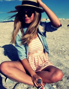 超美天知道你为何对草帽情有独钟图片