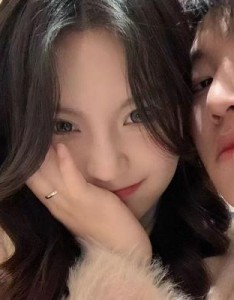 这个世界欠你的温柔 情侣头像2022最新真人