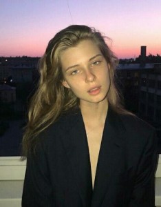 想和你看遍人间烟火，欧美女生头像仙气十足好看