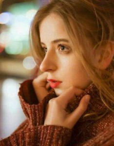 仙气十足的欧美女生头像 生活就是过去式