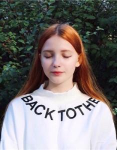 懂得如何去生活的欧美混血美女头像真人