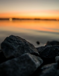 黄昏海边唯美意境图片