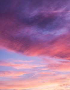 紫色晚霞唯美意境图片