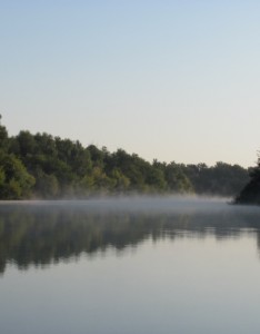 山水倒影唯美意境图片