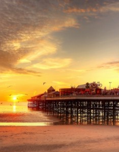 黄昏摩天轮唯美意境图片