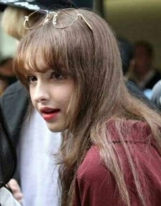 精致温柔的妆容欧美微信头像图片2022最新款女