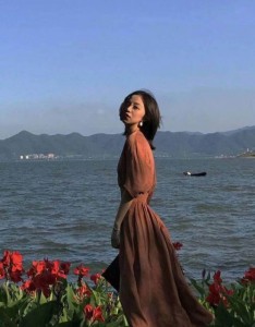 个性小清新女生唯美意境图片