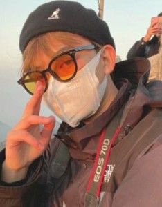 个性又很优质的唯美意境情侣头像一左一右，喜欢你是真心的,爱到深处心不悔