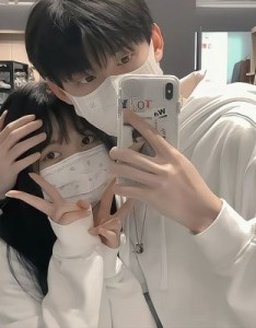 很火爆又很有气质情侣头像图片大全霸气，热情新鲜又浪漫