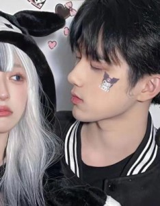 2023最新版超级的甜美又霸气的高高清情侣头像一对两张