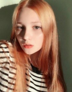 看起来很高级的女生头像欧美，真心的长的很漂亮的