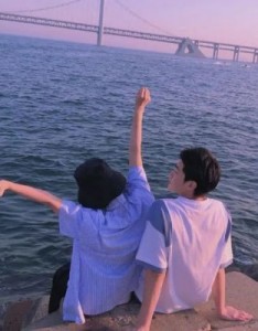 2023干净优雅唯美高清的不撞款情侣头像一对