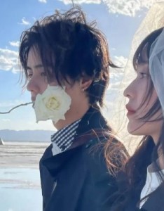 气质很好非常流行的情侣头像，用真挚的爱去愈合彼此的疑惑和伤痛