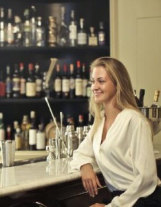 超酷欧美头像女，唯美清纯养眼酒吧美女图片