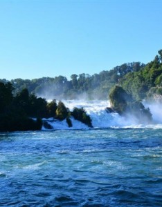 自然风景意境图片，好看的真实瀑布很清晰