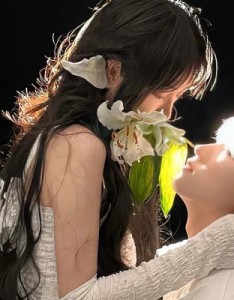 满满幸福感的情侣头像一对高冷气质，爱情是一种无法言语的感觉