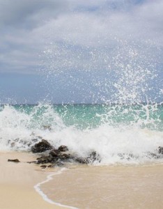 超清风景图片，壮观危险的海浪做头像也漂亮的