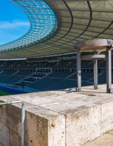 经典风景唯美，德国柏林奥林匹克体育场建筑图片