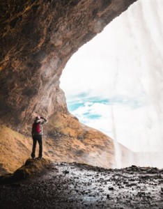 最美瀑布意境图片 冰岛塞里雅兰瀑布风景图片