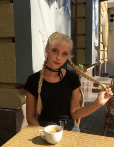 欧美女生头像都令人心生敬意，她拥有她独有的美丽和魅力