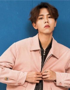 比较好看的韩版男生唯美意境图片，用乐观的心情做事的男人