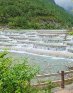 清新脱俗的风景 意境图片，美丽的丽江玉龙雪风景图片