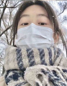 超好看氛围感满满女生冬天背景图 放松点内心戏过多会失去生活的乐趣