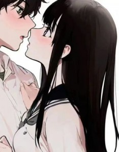 情侣动漫情侣专用，你在我身边，我感到无比的幸福和安心