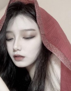 姐妹头像中体现出珍视友情和真挚情感的品质