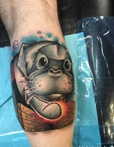 小狗纹身图案 男生小腿上小狗纹身图案