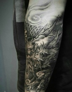 包小腿传统黑灰小邪龙纹身图案