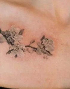 清新艺术风纹身