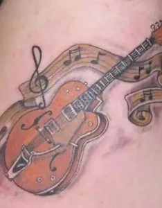 音乐爱好者最爱的乐器纹身