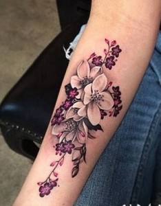 女生喜爱的彩绘技巧植物娇艳花朵纹身图案